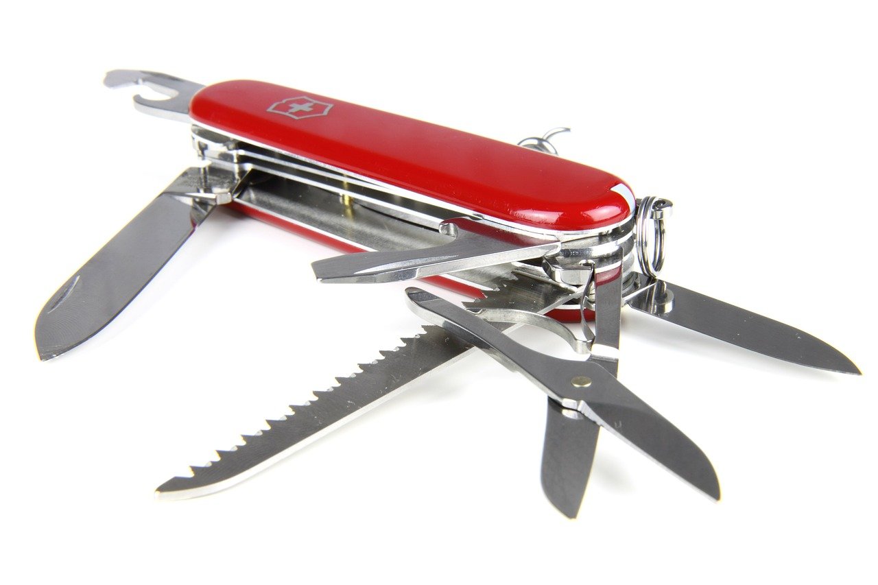 how to clean a swiss army knife