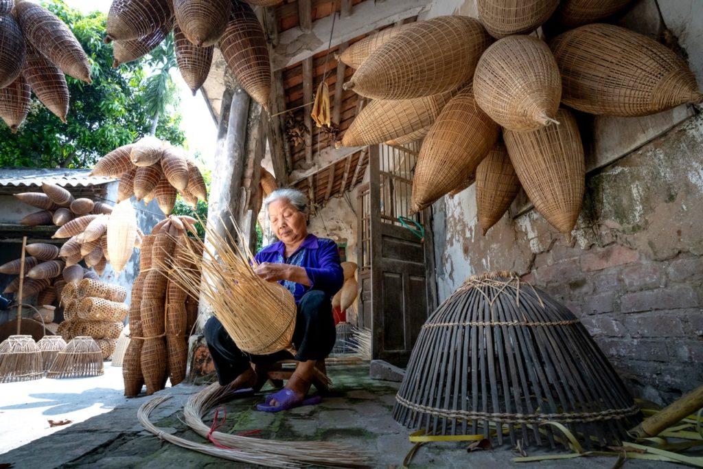 how to build a fish trap